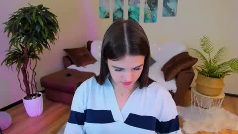 Snapshot of finalaccord chatting on 02-23-25, 02:14 Amanda online show from 02-23-25, 02:14