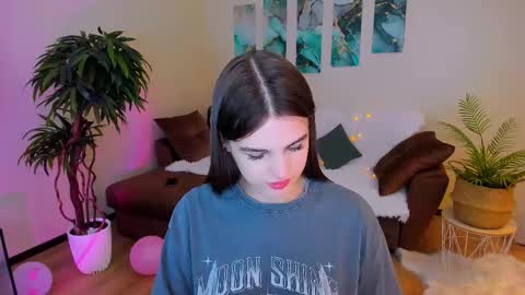 Snapshot of finalaccord chatting on 03-05-25, 07:38 Amanda online show from 03-05-25, 07:38