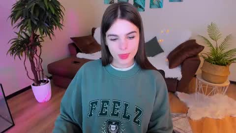 Snapshot of finalaccord chatting on 03-09-25, 01:15 Amanda online show from 03-09-25, 01:15