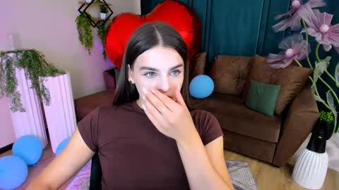 Snapshot of finalaccord chatting on 09-10-25, 10:04 Amanda online show from 09-10-25, 10:04