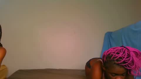 Snapshot of fine_melanie chatting on 12-14-24, 10:50 melanie online show from 12-14-24, 10:50