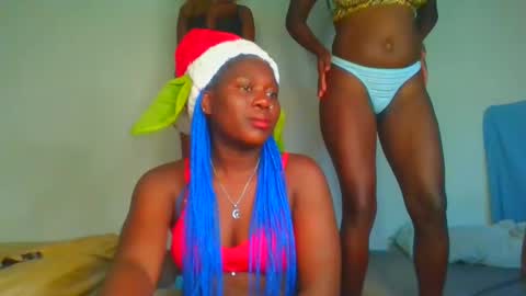 Snapshot of fine_melanie chatting on 12-18-24, 03:58 melanie online show from 12-18-24, 03:58
