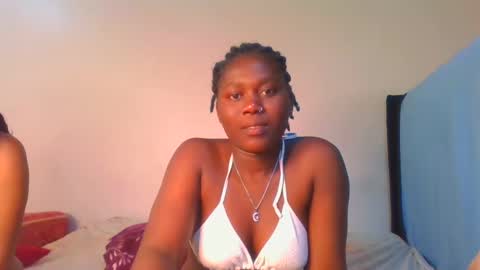 Snapshot of fine_melanie chatting on 01-10-25, 08:18 melanie online show from 01-10-25, 08:18