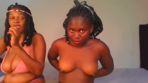 Snapshot of fine_melanie chatting on 01-19-25, 03:39 melanie online show from 01-19-25, 03:39