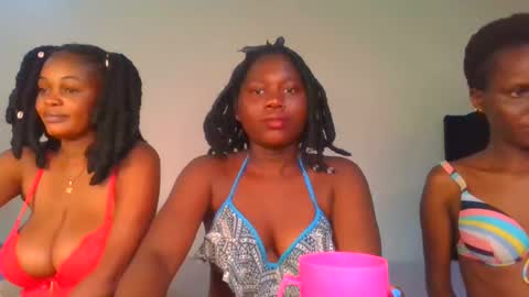 Snapshot of fine_melanie chatting on 01-19-25, 09:55 melanie online show from 01-19-25, 09:55