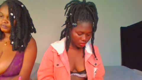 Snapshot of fine_melanie chatting on 01-27-25, 02:10 melanie online show from 01-27-25, 02:10