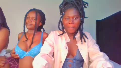 Snapshot of fine_melanie chatting on 01-30-25, 02:49 melanie online show from 01-30-25, 02:49