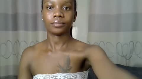 fine_queen12 online show from 12-05-24, 10:23