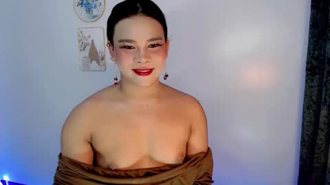 Snapshot of finest_jasminex chatting on 02-10-26, 09:52 Jasmine online show from 02-10-26, 09:52