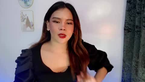 Snapshot of finest_jasminex chatting on 02-19-26, 11:17 Jasmine online show from 02-19-26, 11:17