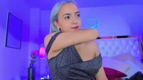 Snapshot of finnky1 chatting on 03-11-25, 09:34 finnky1 online show from 03-11-25, 09:34