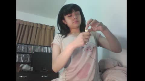 Snapshot of finnky1 chatting on 09-19-25, 04:58 finnky1 online show from 09-19-25, 04:58