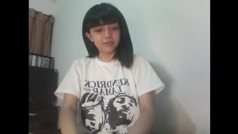 Snapshot of finnky1 chatting on 10-05-25, 05:28 finnky1 online show from 10-05-25, 05:28