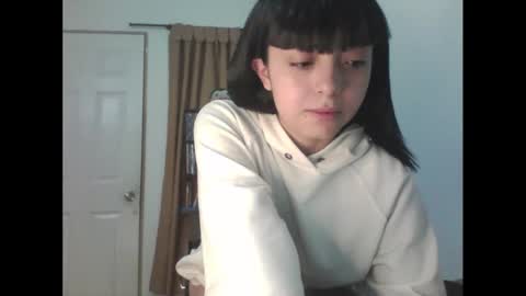 Snapshot of finnky1 chatting on 10-24-25, 05:04 finnky1 online show from 10-24-25, 05:04