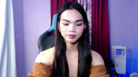 Snapshot of fionie_xxx chatting on 01-07-25, 01:35 FIONA online show from 01-07-25, 01:35