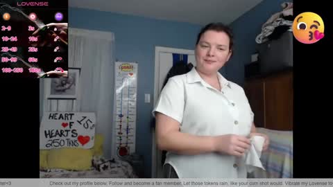 Snapshot of fionna_fineas chatting on 02-17-26, 04:13 Fionna online show from 02-17-26, 04:13