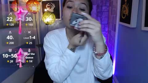 Fiorellaa online show from 10-27-25, 03:27