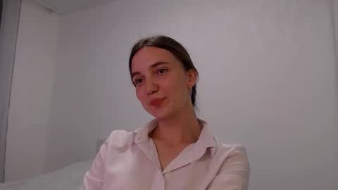 fireflies_fly_ online show from 10-01-25, 06:03