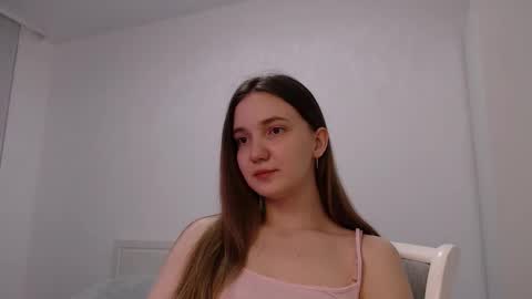 fireflies_fly_ online show from 02-22-26, 08:51