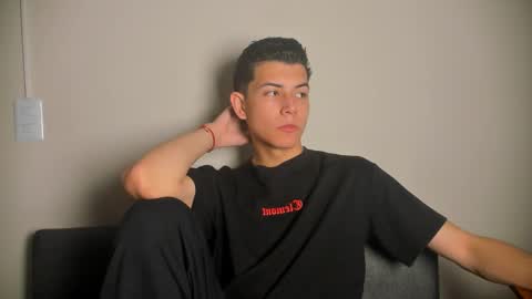 Nicolas online show from 01-13-26, 01:16