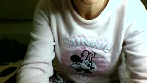 Snapshot of fitbut chatting on 10-12-25, 06:07 Fitbut online show from 10-12-25, 06:07