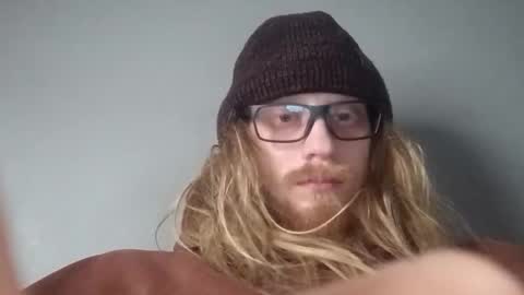 Snapshot of fitfungi7 chatting on 02-08-26, 02:42 fitfungi7 online show from 02-08-26, 02:42