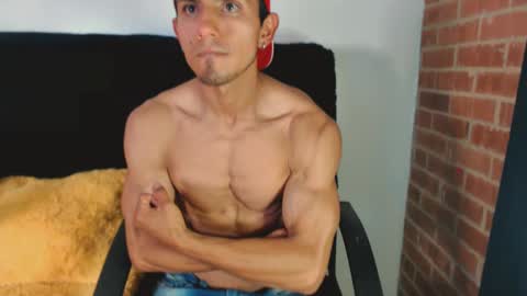 fitnescalientes online show from 02-19-25, 02:44