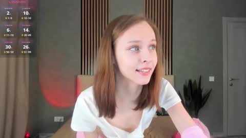 Snapshot of fixielu chatting on 02-18-26, 10:00 im Linda please give me thumbs up online show from 02-18-26, 10:00