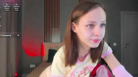 Snapshot of fixielu chatting on 02-23-26, 03:26 im Linda please give me thumbs up online show from 02-23-26, 03:26