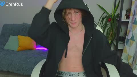 Snapshot of fixsicki chatting on 01-09-25, 03:15 Eren. online show from 01-09-25, 03:15