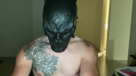 Snapshot of fixxxer81 chatting on 11-23-25, 01:55 fixxxer81 online show from 11-23-25, 01:55