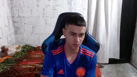 Snapshot of flacolatind chatting on 02-05-26, 01:10 FLACO online show from 02-05-26, 01:10