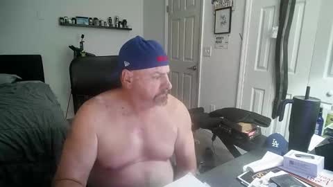 Florida guy online show from 01-06-26, 04:27