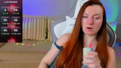 Snapshot of flamystar chatting on 10-23-25, 12:21 Yana online show from 10-23-25, 12:21