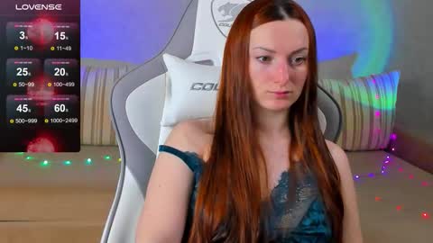 Snapshot of flamystar chatting on 10-27-25, 12:26 Yana online show from 10-27-25, 12:26