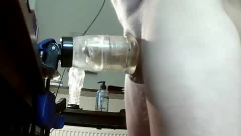 Snapshot of fleshlight4246 chatting on 12-09-24, 08:23 UK Fleshlight Fucker online show from 12-09-24, 08:23