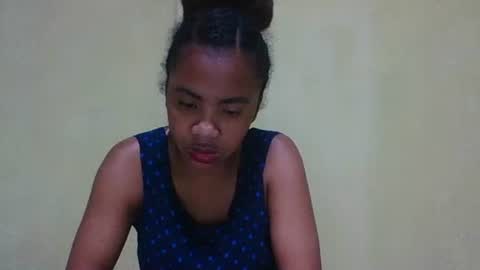 fleurissa online show from 10-23-25, 06:17