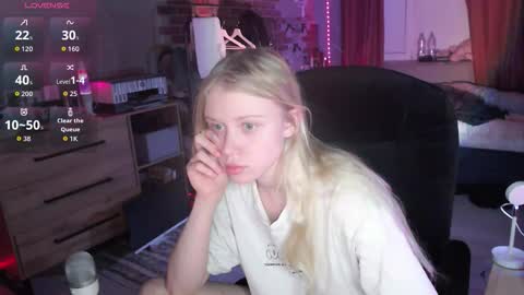 Snapshot of flexsexswagex chatting on 11-20-25, 06:29 flexsexswagex online show from 11-20-25, 06:29