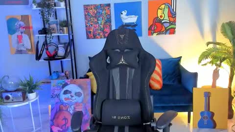 Flexyfoxy online show from 11-26-25, 11:44