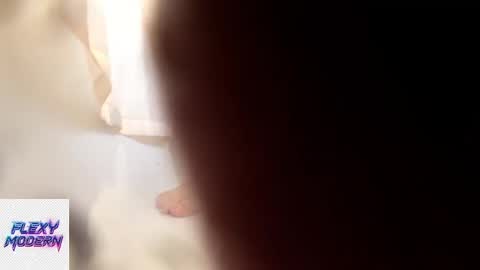 Snapshot of flexymodern chatting on 10-12-25, 01:21 Matt Masterson online show from 10-12-25, 01:21