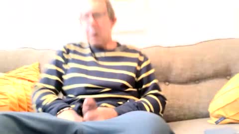 Flickrbrite online show from 02-11-25, 09:14