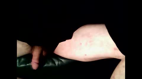 Snapshot of floederdaniel chatting on 11-27-25, 08:05 floederdaniel online show from 11-27-25, 08:05