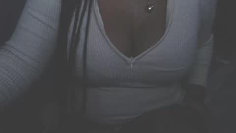 Snapshot of flora886505 chatting on 09-24-25, 12:58 flora886505 online show from 09-24-25, 12:58