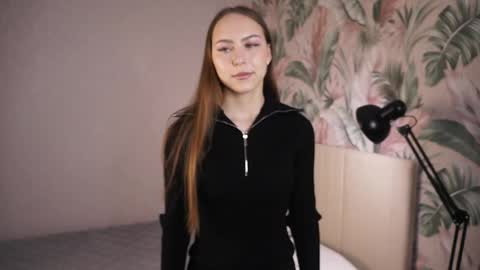 Snapshot of floreneroehling chatting on 12-21-25, 06:48 Beth online show from 12-21-25, 06:48