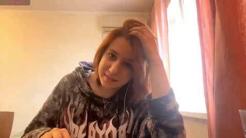 Julet online show from 12-19-25, 11:17