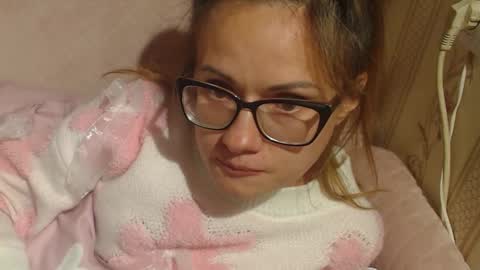 Snapshot of flowercandydoll chatting on 09-27-25, 05:07 say meow and send tip online show from 09-27-25, 05:07