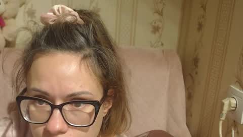 Snapshot of flowercandydoll chatting on 11-13-25, 04:39 say meow and send tip online show from 11-13-25, 04:39