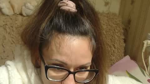 say meow and send tip  online show from 12-20-24, 04:04