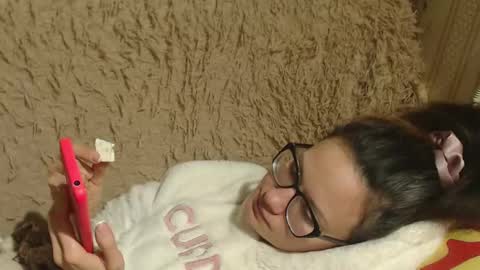 say meow and send tip  online show from 01-18-25, 06:21