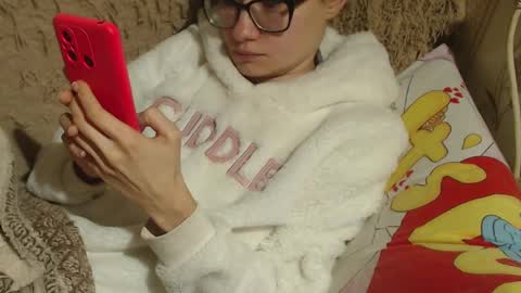 say meow and send tip  online show from 01-18-25, 09:55